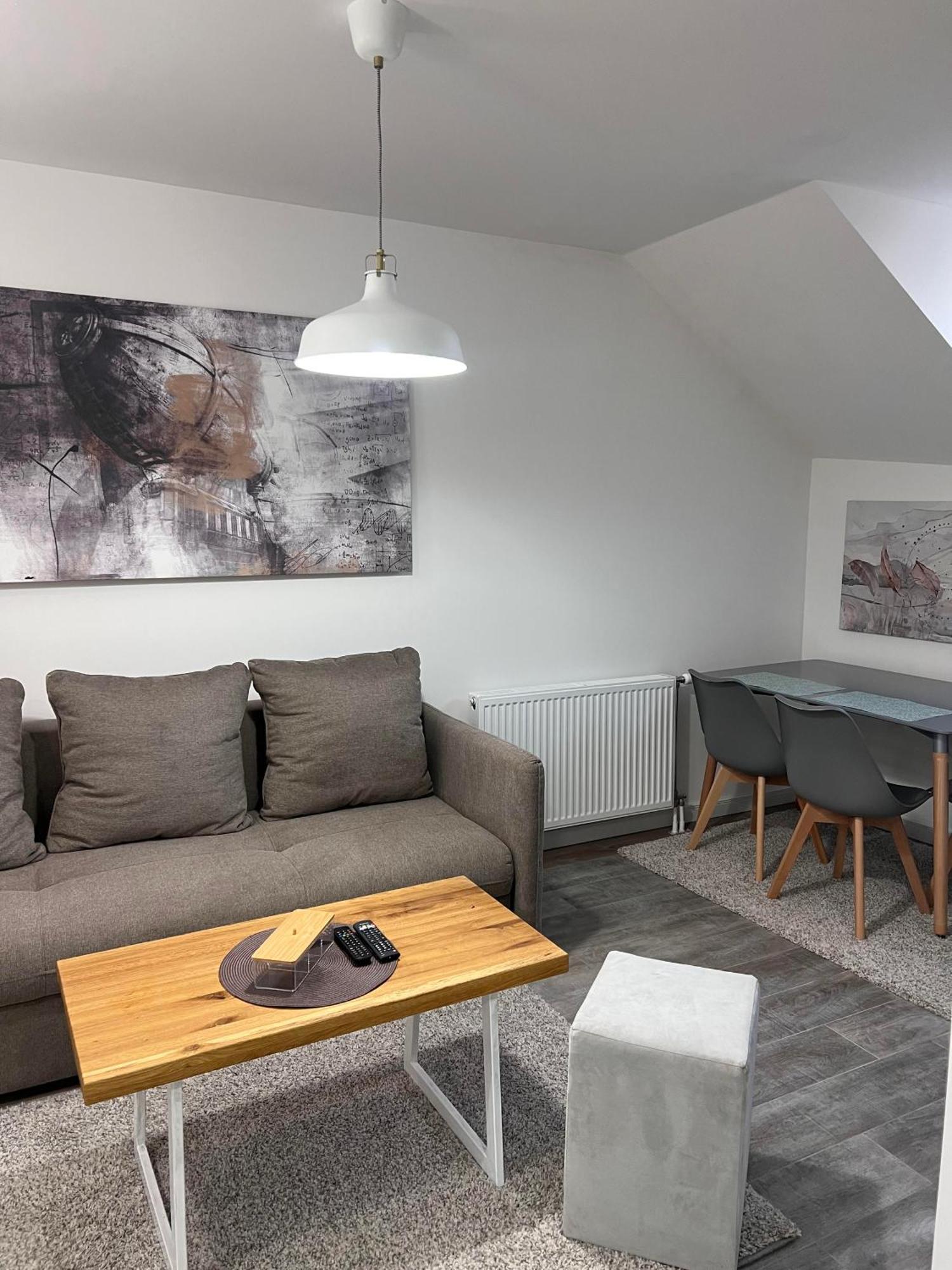 Guest House Lila Сомбор Екстериор снимка