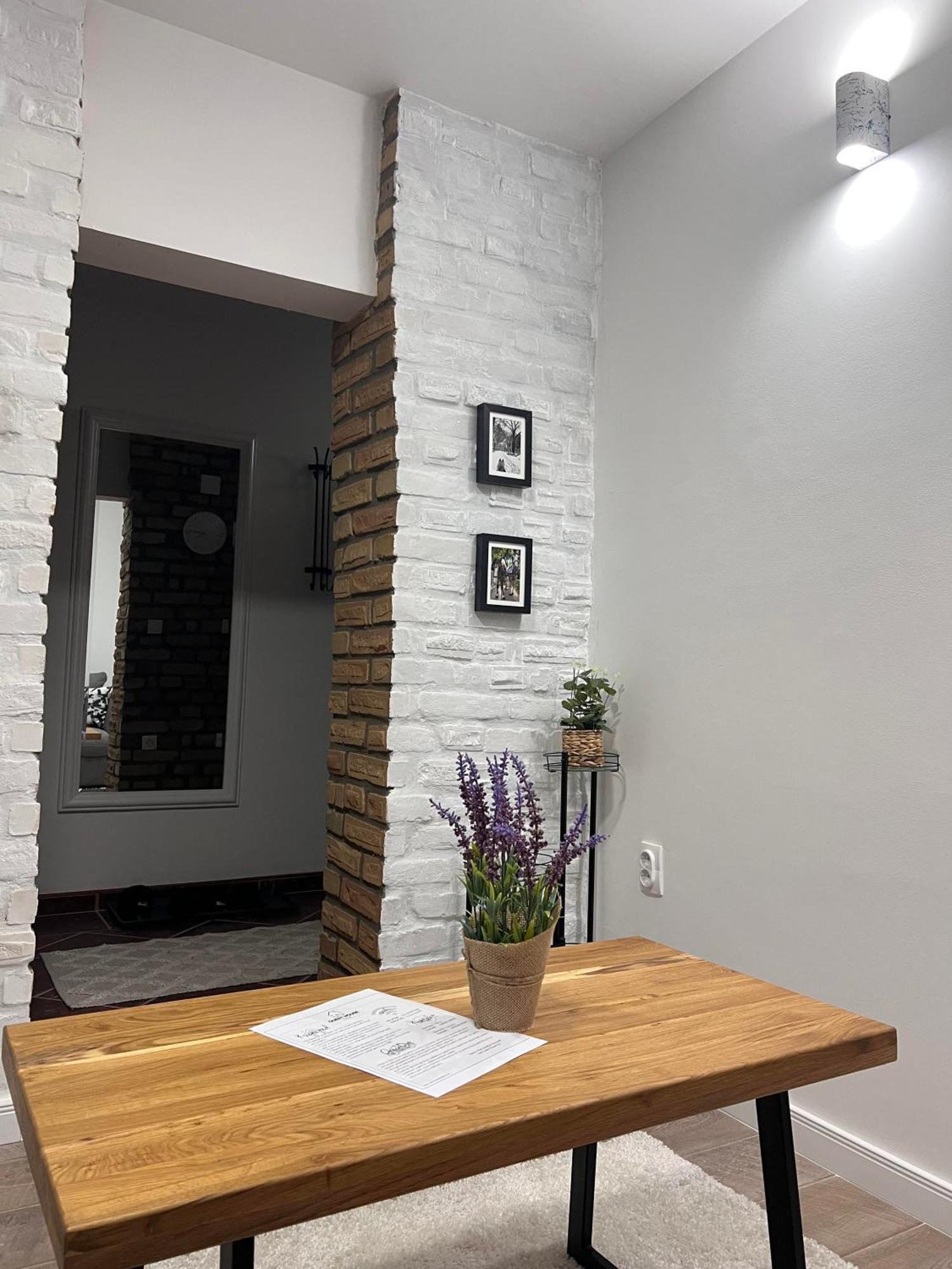 Guest House Lila Сомбор Екстериор снимка