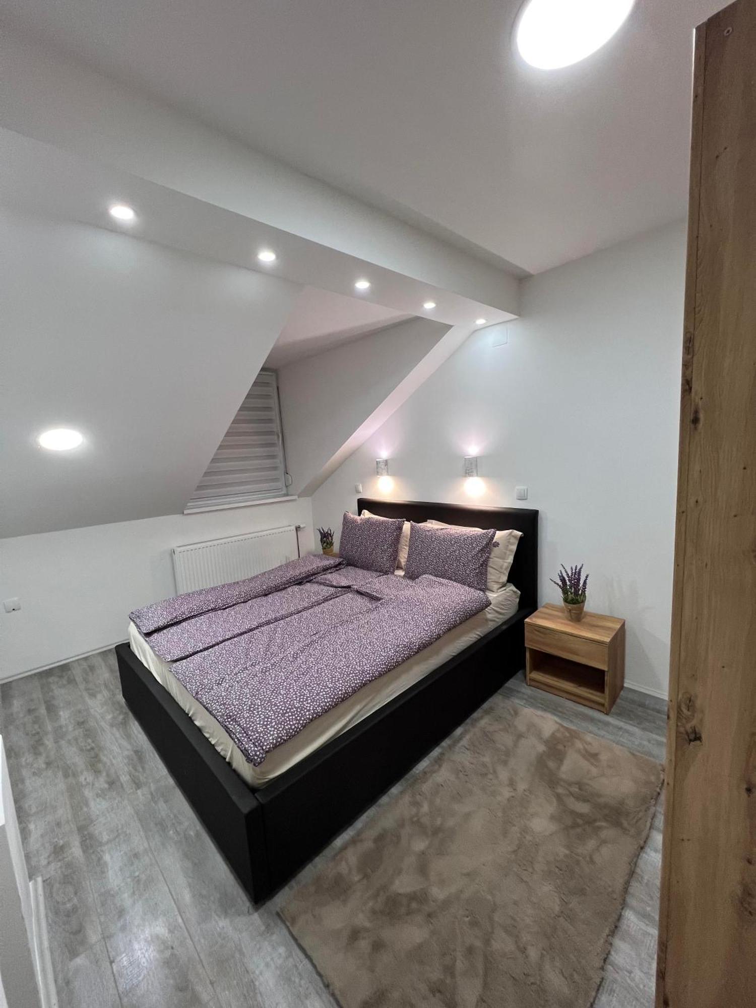 Guest House Lila Сомбор Екстериор снимка